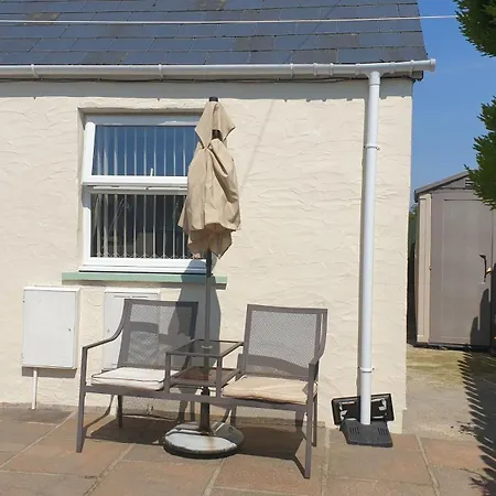 Cosy Pembrokeshire Home Fishguard Exterior photo