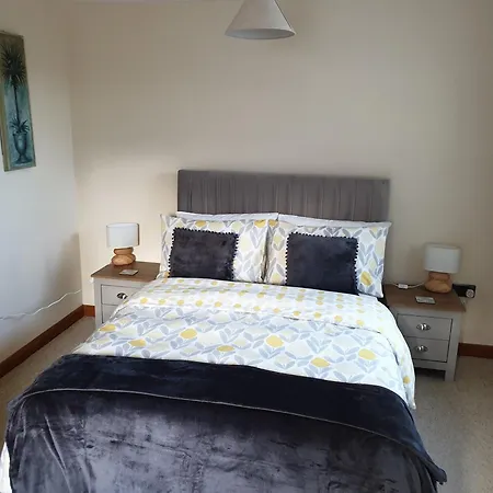 Cosy Pembrokeshire Home Fishguard Exterior photo